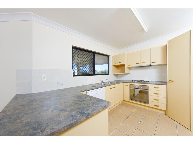 29 Cliffdale Street, Bentley Park QLD 4869