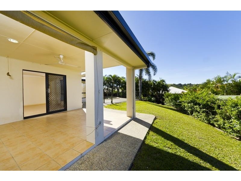 29 Cliffdale Street, Bentley Park QLD 4869