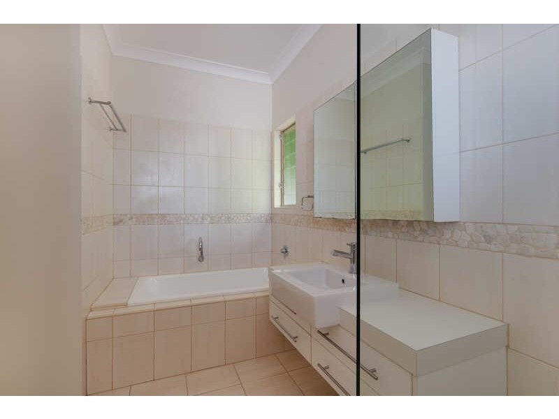 9 Trundle Terrace, Whitfield QLD 4870