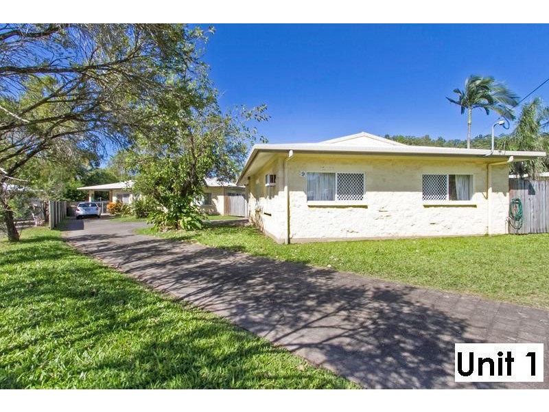 9 Deshon Street, Whitfield QLD 4870