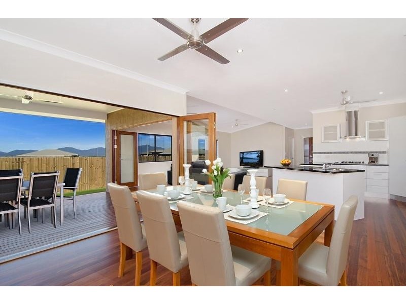 18 Anson Street, Bentley Park QLD 4869