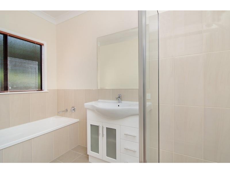 18 Anson Street, Bentley Park QLD 4869