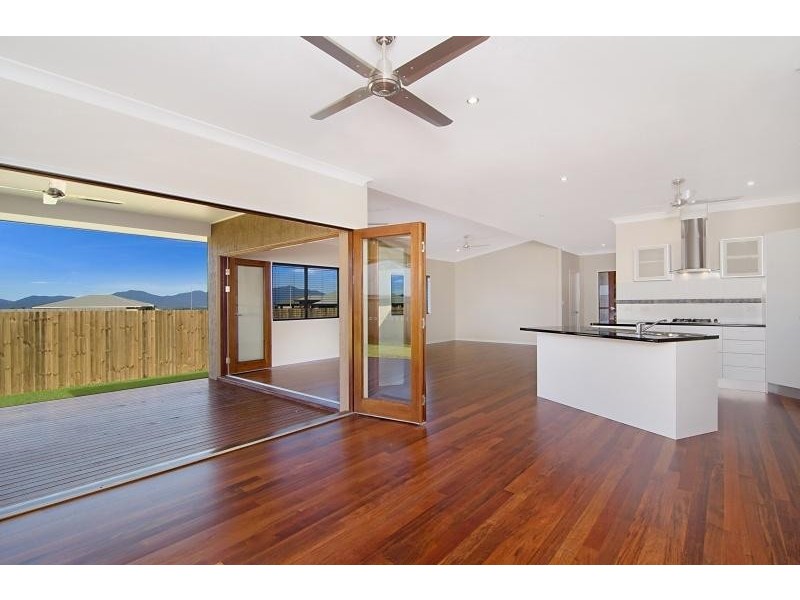 18 Anson Street, Bentley Park QLD 4869