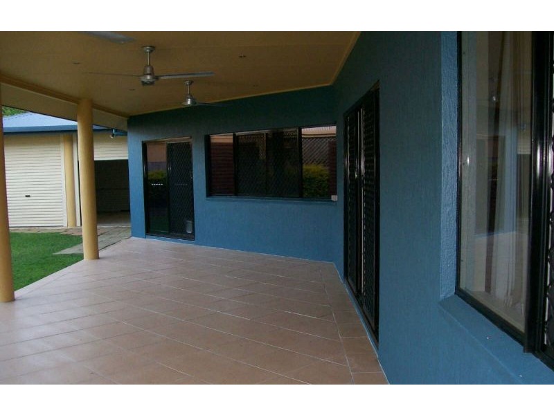 2 Cardamine Street, Kewarra Beach QLD 4879