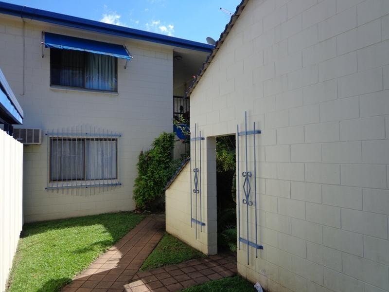 6/22 Jensen Street, Manoora QLD 4870