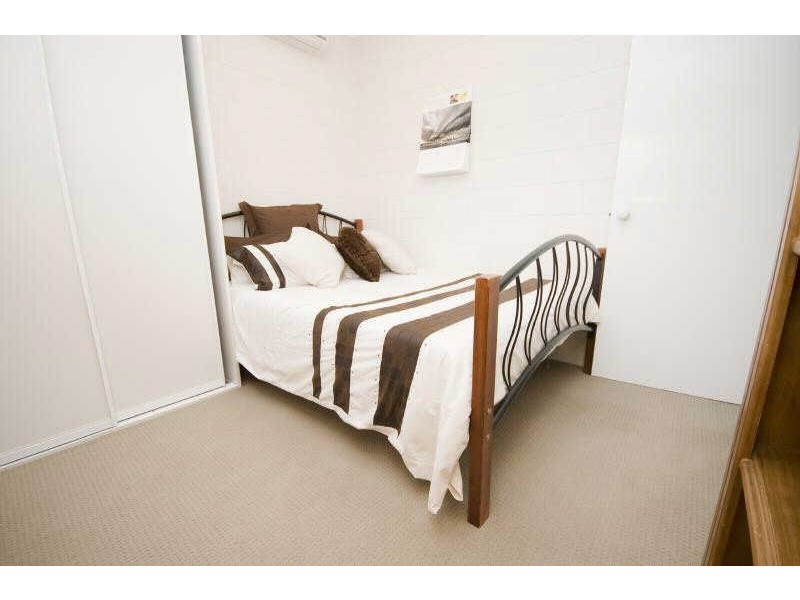 9 Mermaid Close, Bentley Park QLD 4869