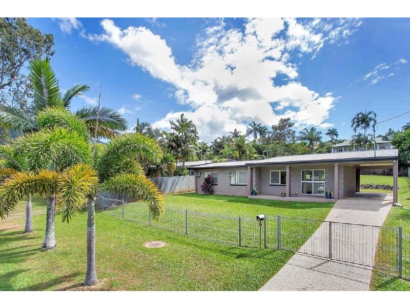 30 Beatrice Street, Mooroobool QLD 4870