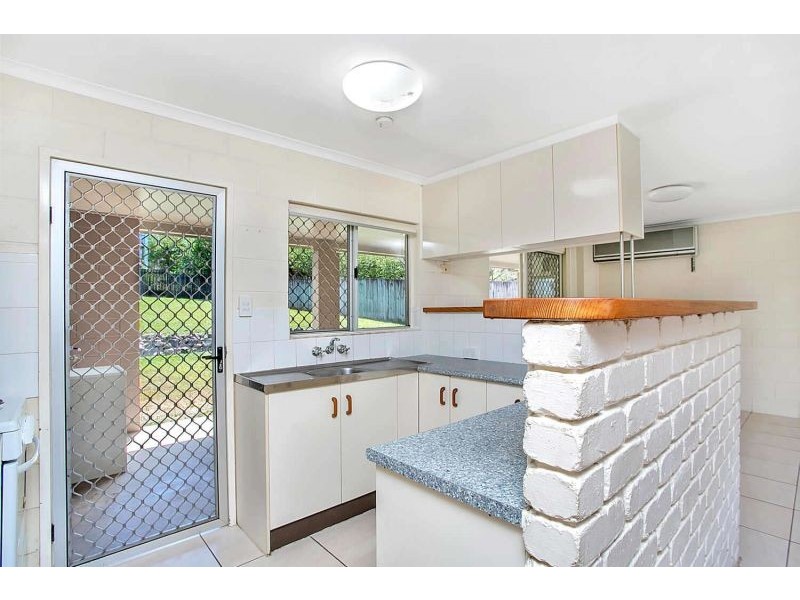 30 Beatrice Street, Mooroobool QLD 4870
