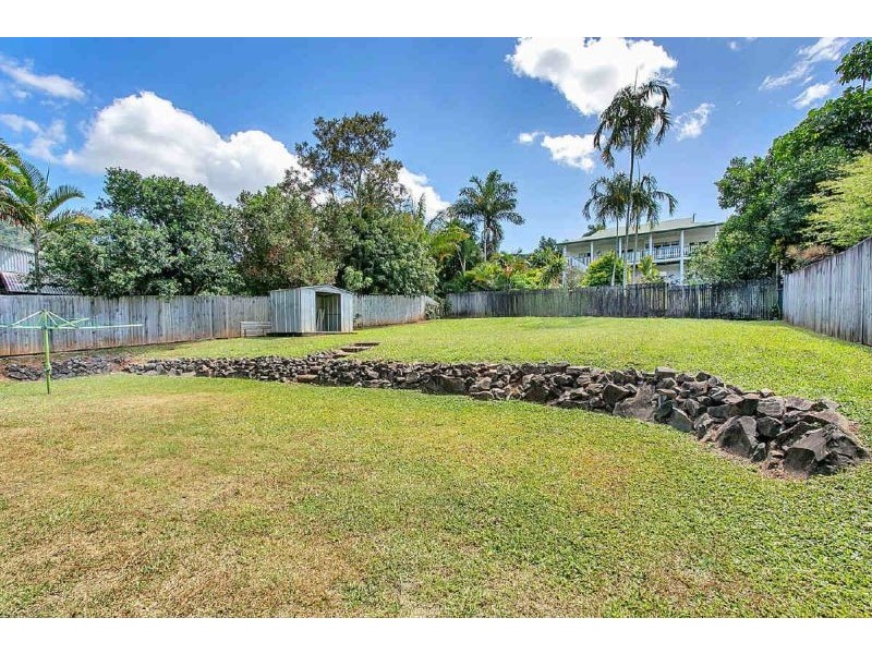 30 Beatrice Street, Mooroobool QLD 4870