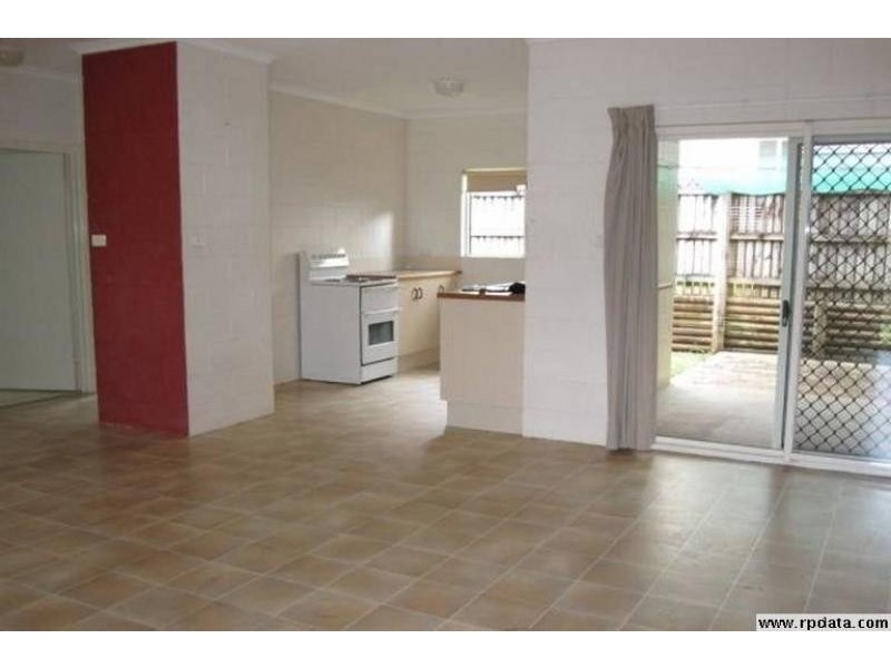 2/23 Herald Street, Bentley Park QLD 4869