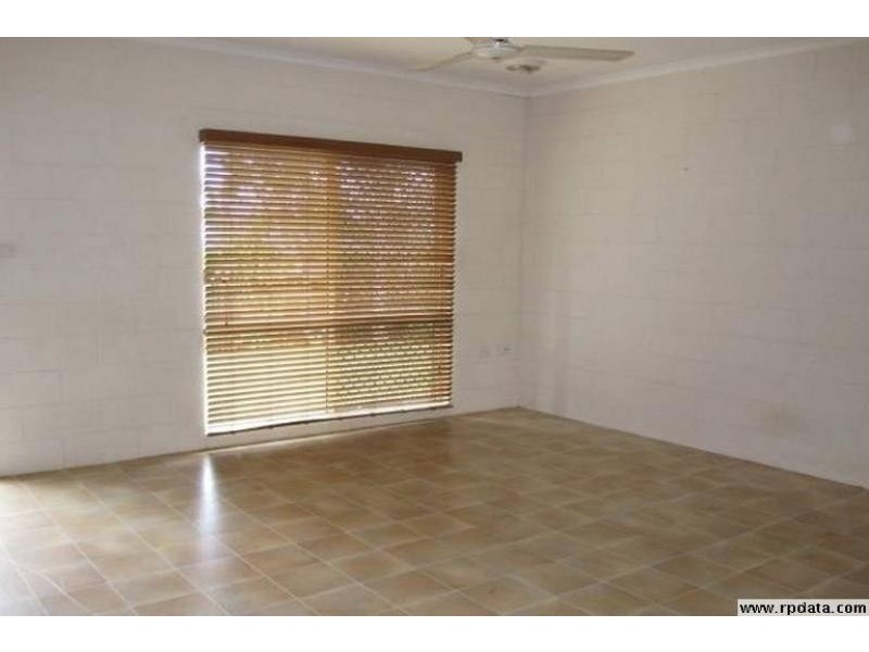 2/23 Herald Street, Bentley Park QLD 4869