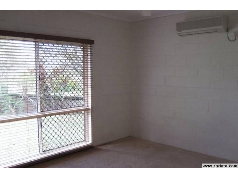 2/23 Herald Street, Bentley Park QLD 4869