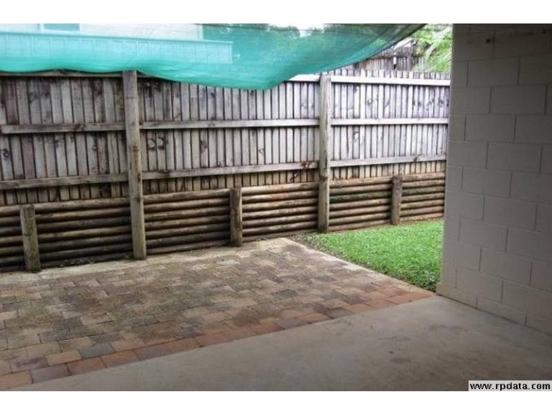 2/23 Herald Street, Bentley Park QLD 4869