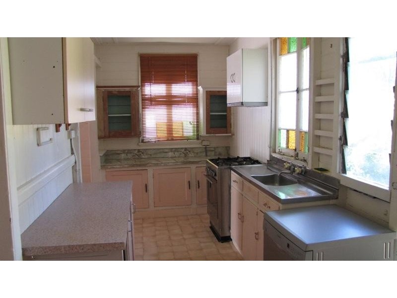 13 Victoria Street, Parramatta Park QLD 4870