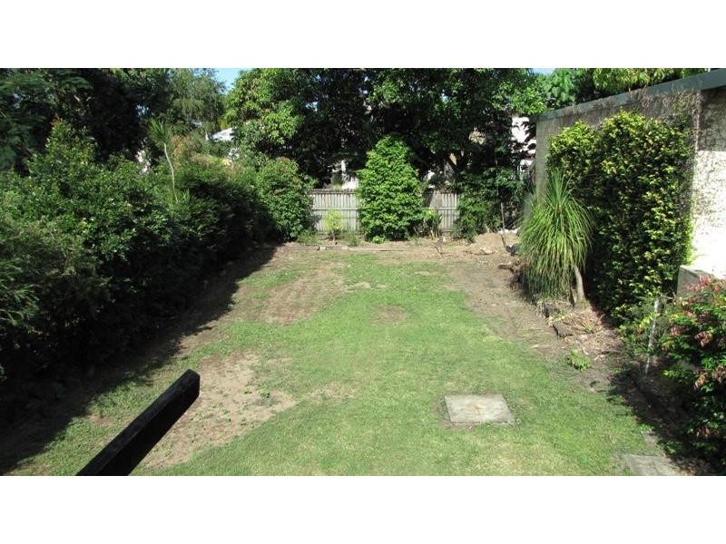 13 Victoria Street, Parramatta Park QLD 4870
