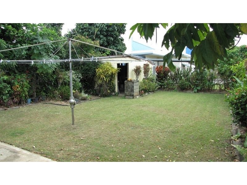 8 Lumley Street, Parramatta Park QLD 4870