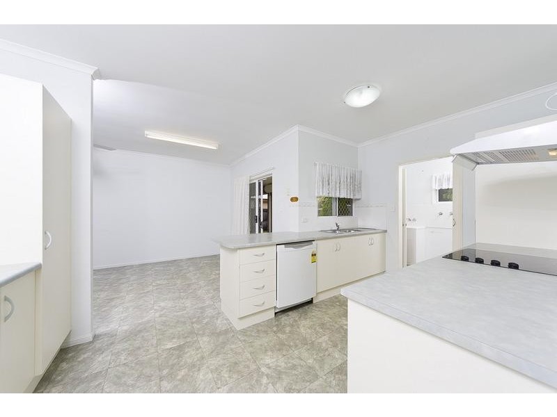 11 Meteor Street, Mount Sheridan QLD 4868