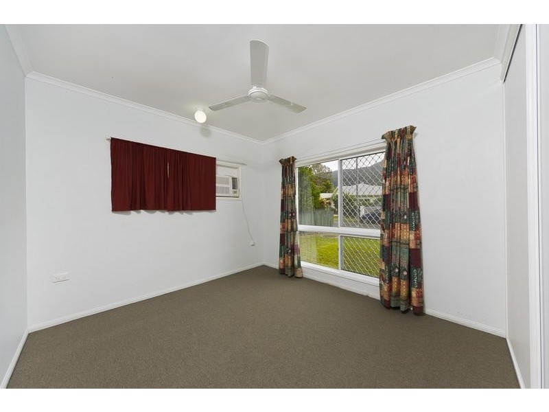 11 Meteor Street, Mount Sheridan QLD 4868