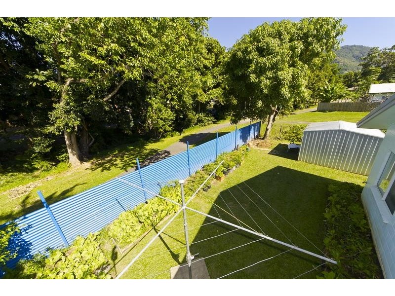 26 Dodd Court, Mooroobool QLD 4870