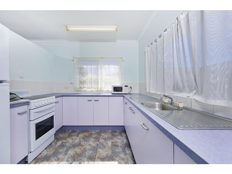 26 Dodd Court, Mooroobool QLD 4870