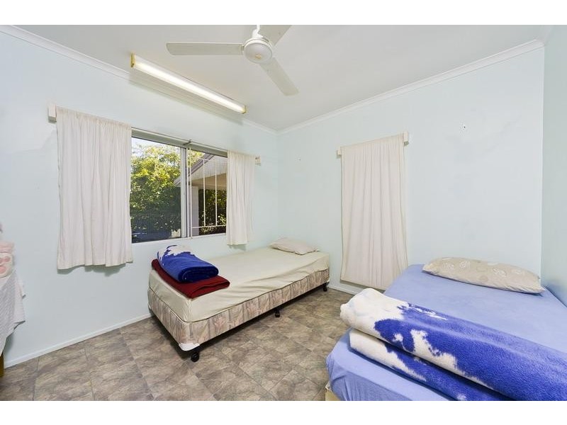 26 Dodd Court, Mooroobool QLD 4870