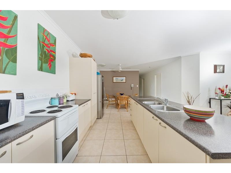 182 Timberlea Drive, Bentley Park QLD 4869