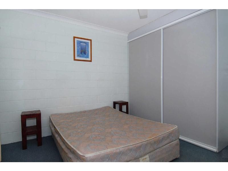 1/86 Birch Street, Manunda QLD 4870