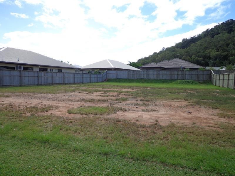 88 Roberts Drive, Trinity Beach QLD 4879