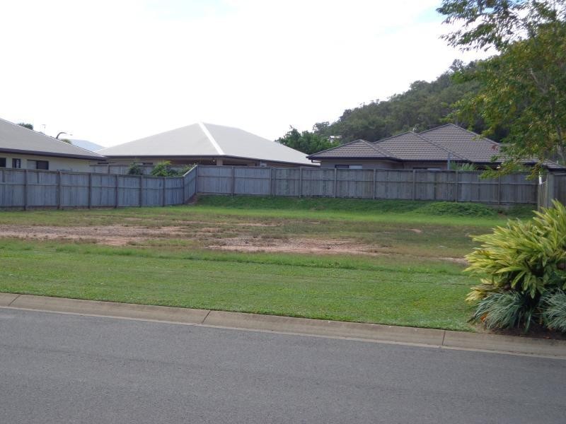 88 Roberts Drive, Trinity Beach QLD 4879
