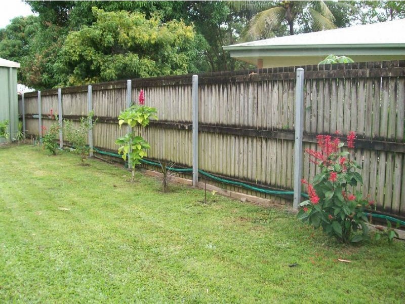 36 Davis Close, Manoora QLD 4870