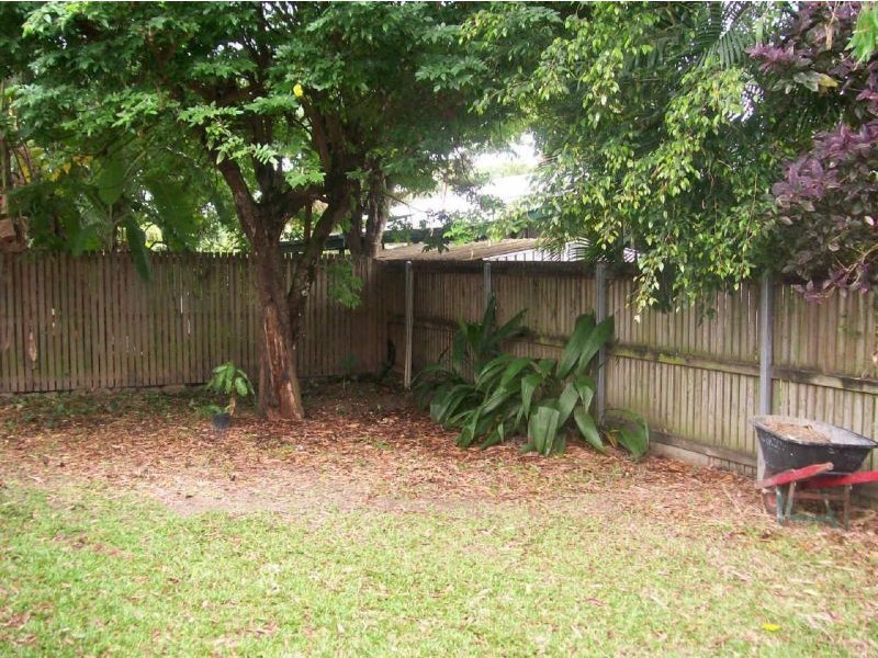 36 Davis Close, Manoora QLD 4870