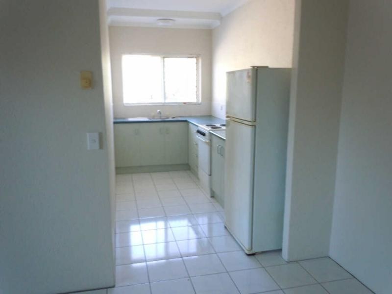 7/150 Pease Street, Manunda QLD 4870