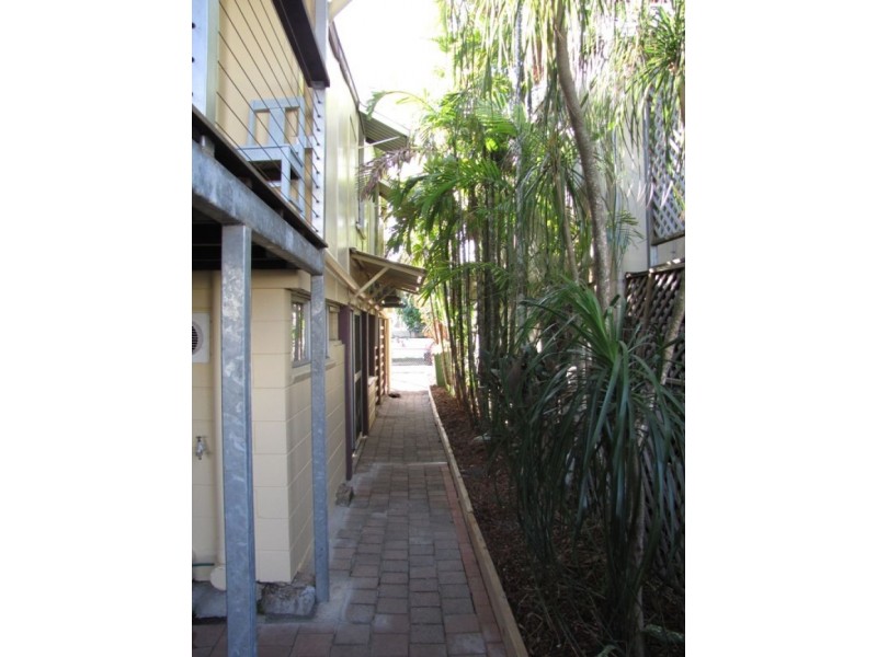 21 Lumley Street, Parramatta Park QLD 4870