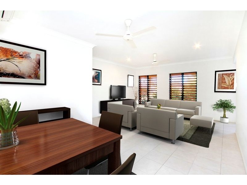 72 Roberts Drive, Trinity Beach QLD 4879