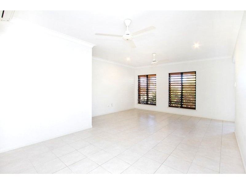72 Roberts Drive, Trinity Beach QLD 4879