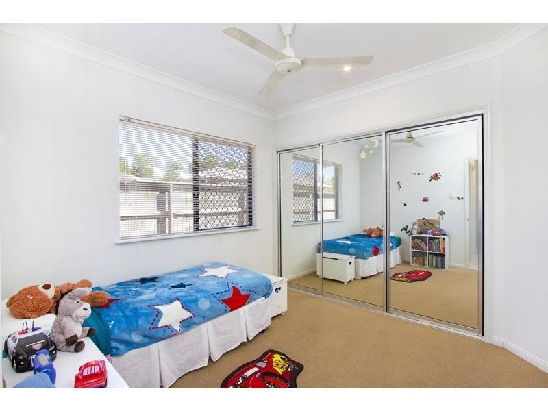 72 Roberts Drive, Trinity Beach QLD 4879