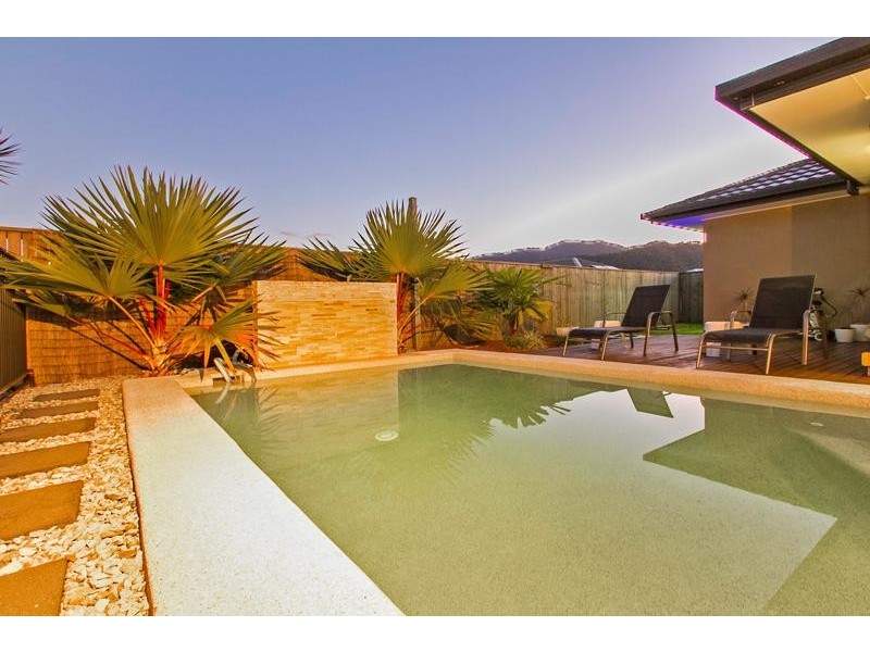 5 Bowline Close, Trinity Beach QLD 4879