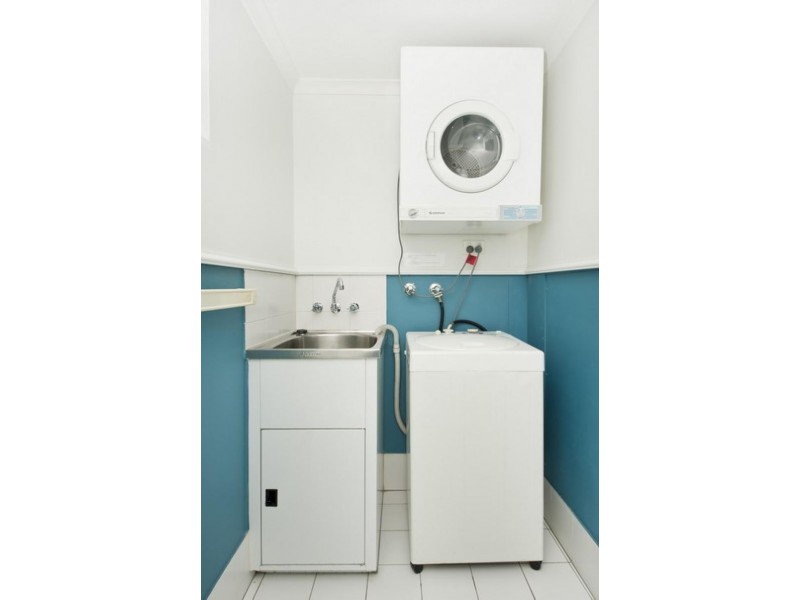 11/1 Poinciana St, Holloways Beach QLD 4878