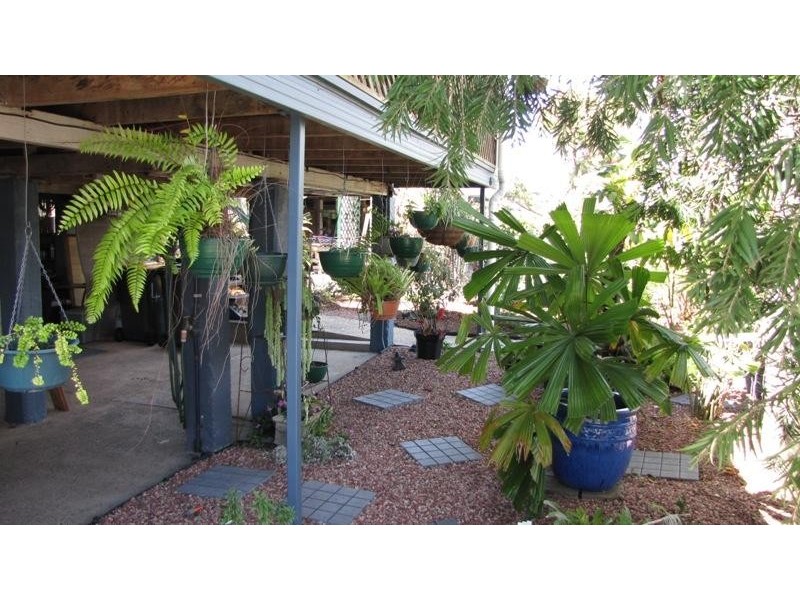 46 Collinson Street, Westcourt QLD 4870