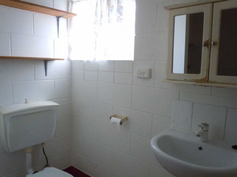 5/485 McCoombe Street, Mooroobool QLD 4870