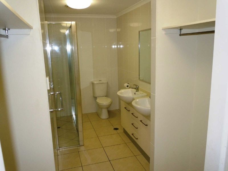1/2 Cannon Street, Manunda QLD 4870