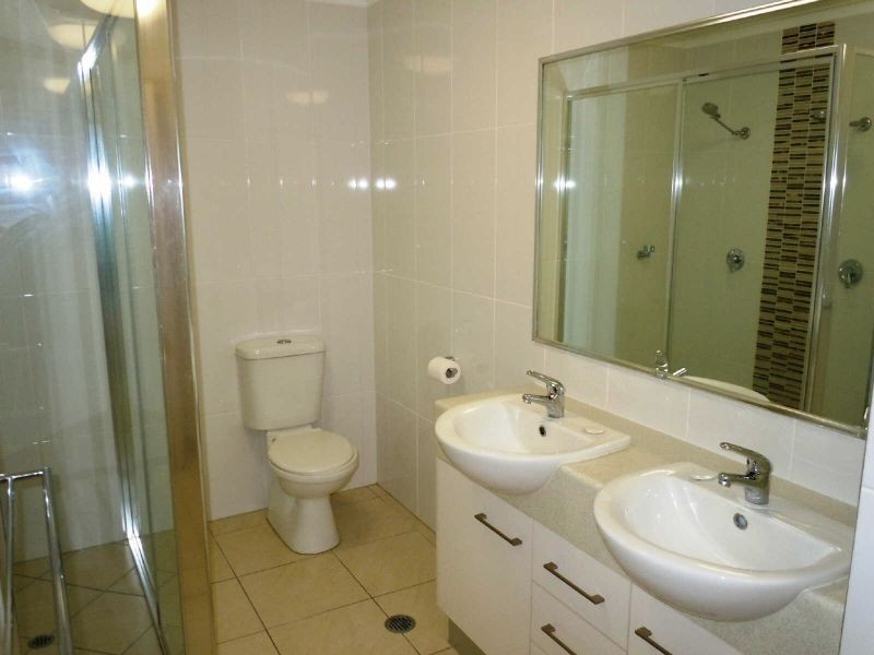 1/2 Cannon Street, Manunda QLD 4870