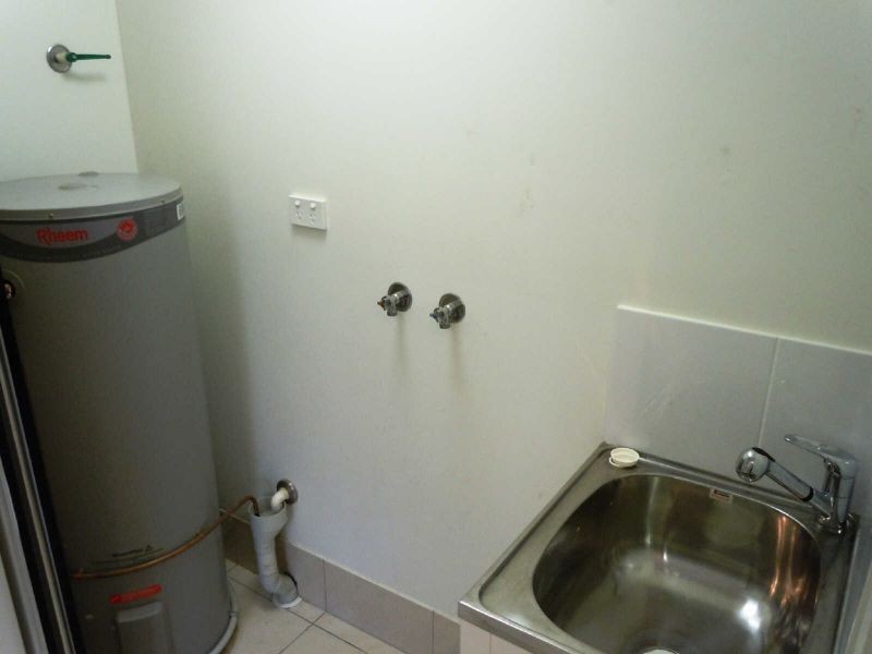 1/2 Cannon Street, Manunda QLD 4870