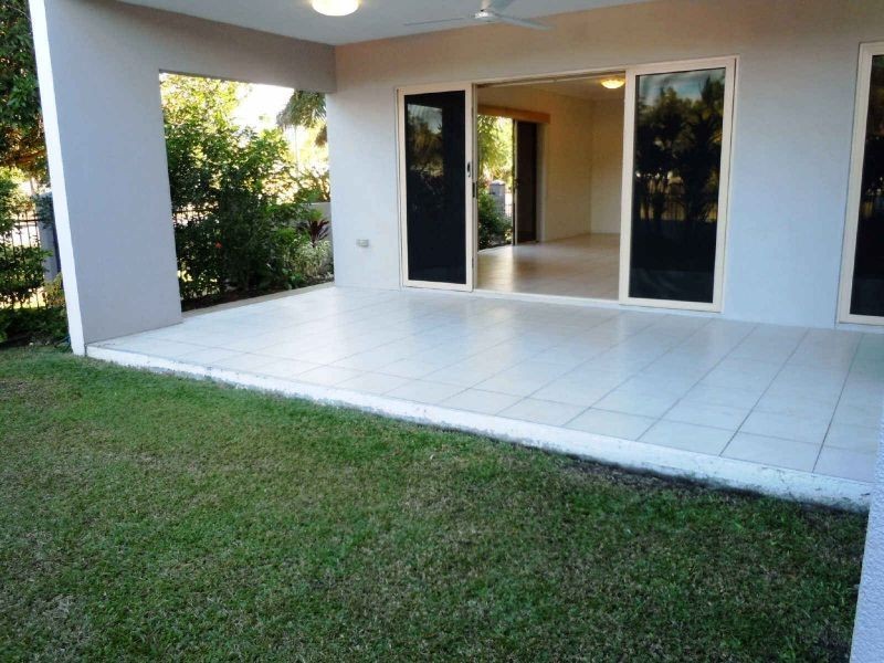 1/2 Cannon Street, Manunda QLD 4870