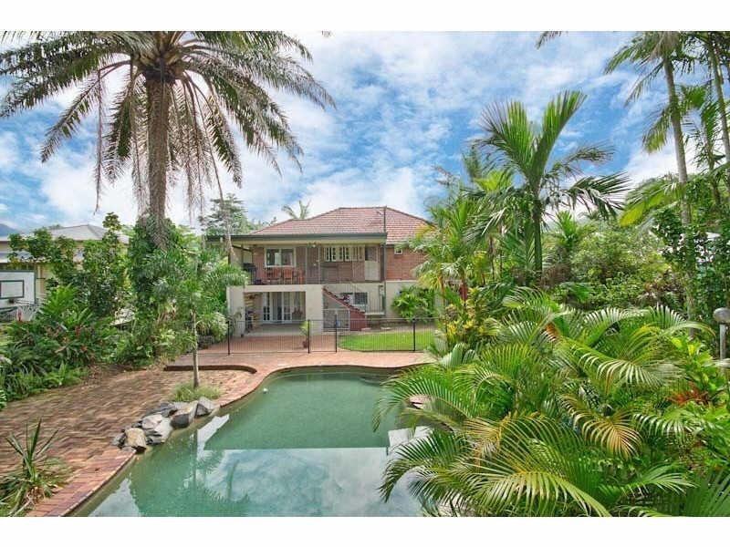 342 Pease Street, Edge Hill QLD 4870