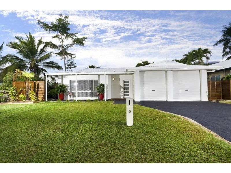 2 Redfern Place, Mooroobool QLD 4870