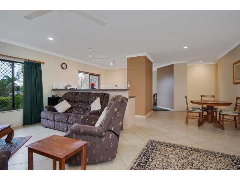 20 Howie Close, Kewarra Beach QLD 4879