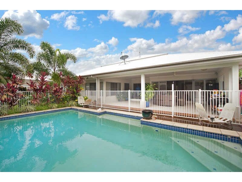 53 Iridescent Close, Trinity Park QLD 4879