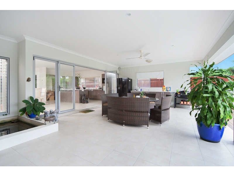 53 Iridescent Close, Trinity Park QLD 4879