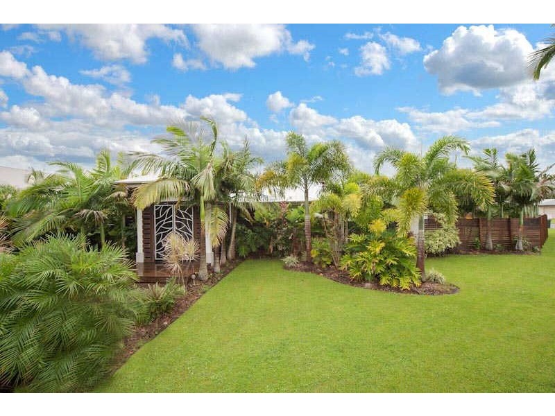 53 Iridescent Close, Trinity Park QLD 4879